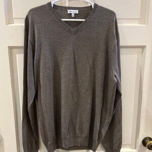 Peter Millar Men's Crown Soft Merino Wool V-Neck Sweater  large